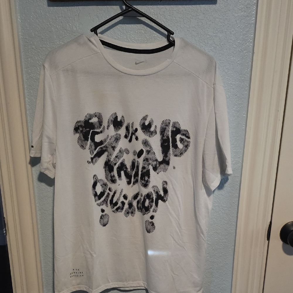 Nike Kids White Tee with Black Graphic